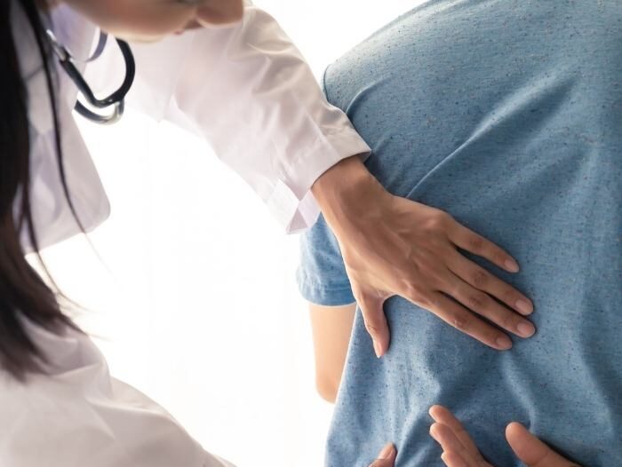 Dolori-articolari-quando-risvolgersi-ad-un-ortopedico-Centro-medico-Fleming-e1751603566172.jpg
